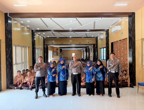 Polresta Sidoarjo Edukasi Siswa SMA Hang Tuah 5 Candi tentang Pemanfaatan AI
