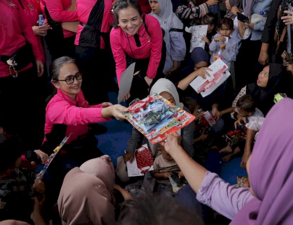 Bhayangkari Turunkan 74 Nakes dalam Bakkes di Aceh Tamiang, Sediakan Cek Lab hingga Operasi Katarak Gratis
